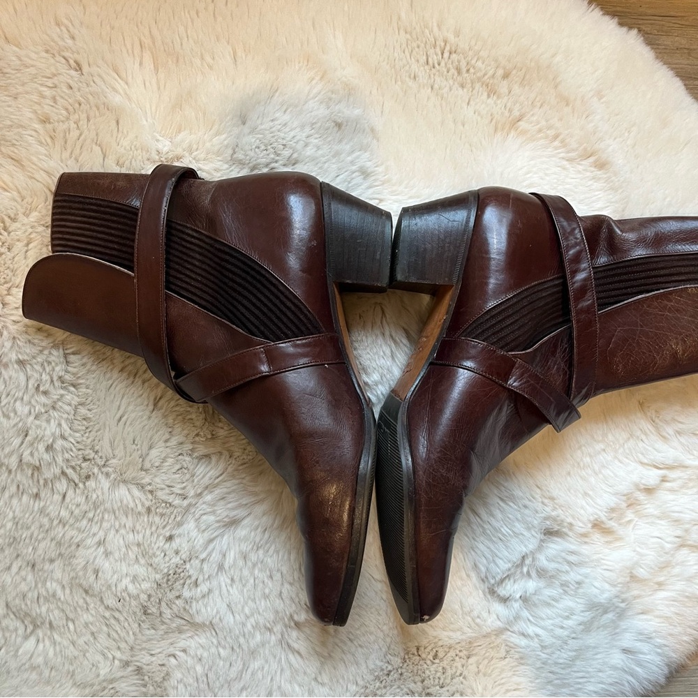 Salvatore Ferragamo Brown Ankle Boots with Gold Buckle - Picture 4 of 11